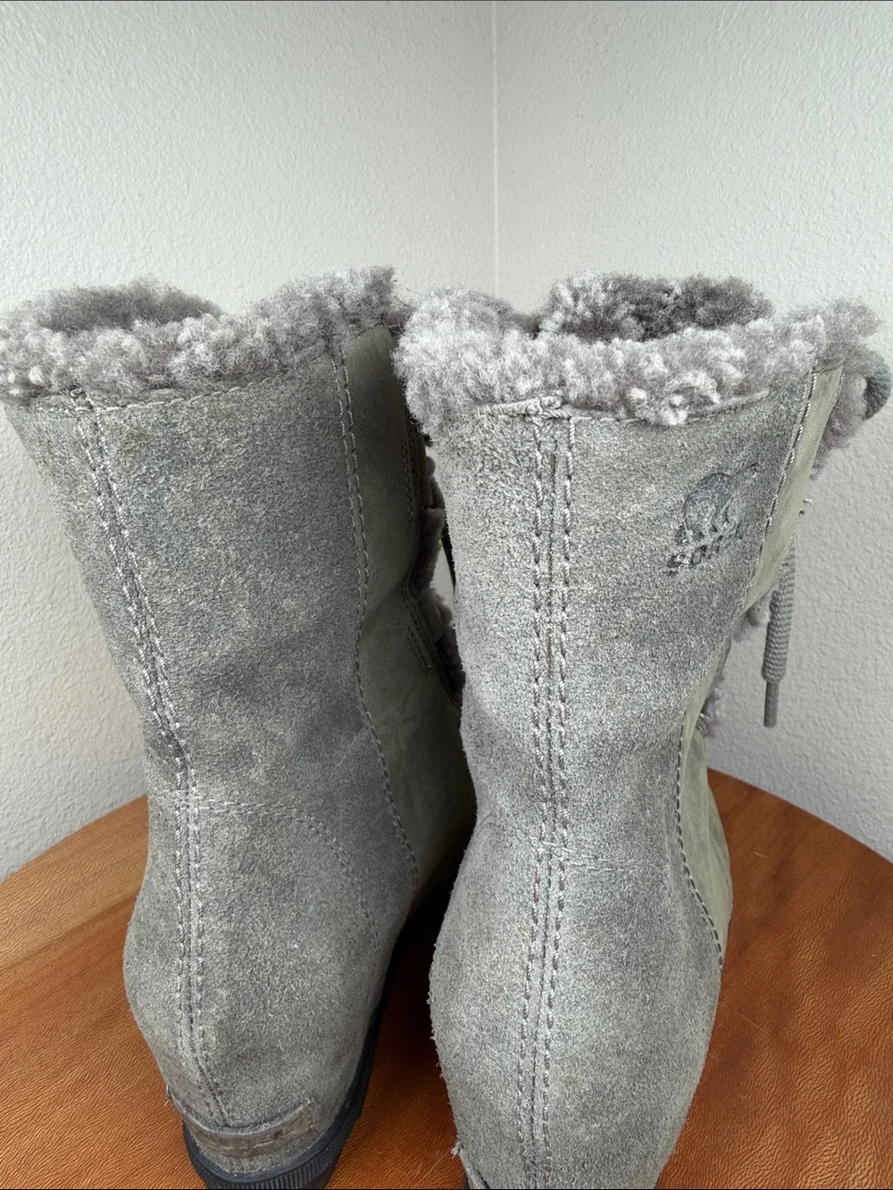Sorel Joan Of Arctic Wedge II Women Gray NL3021-052 Shearling Snow Boot Size 8.5